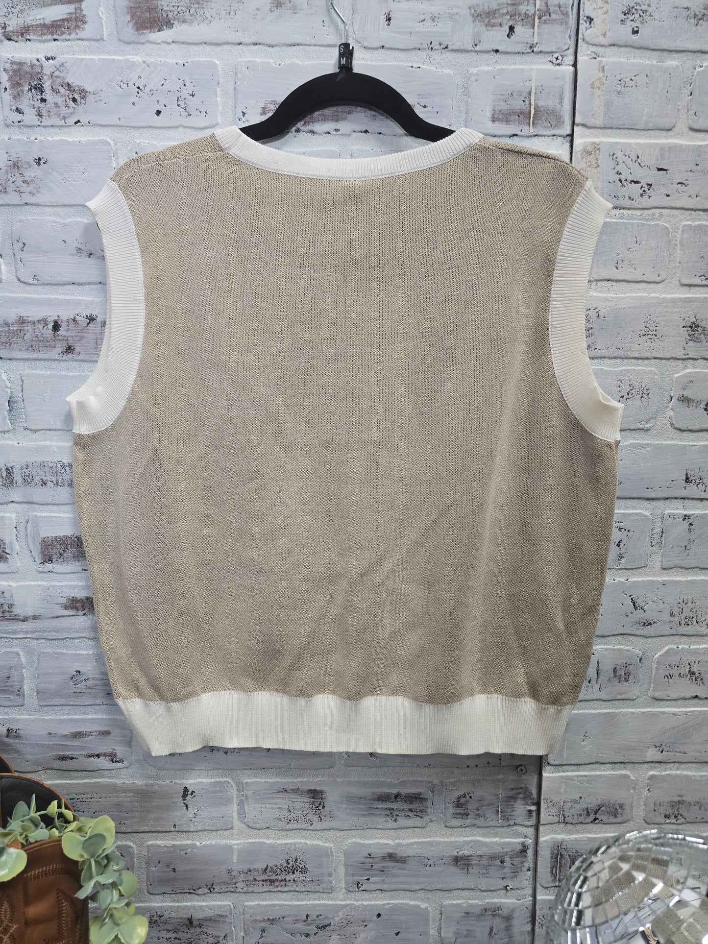 Buck of the Draw Pullover Vest