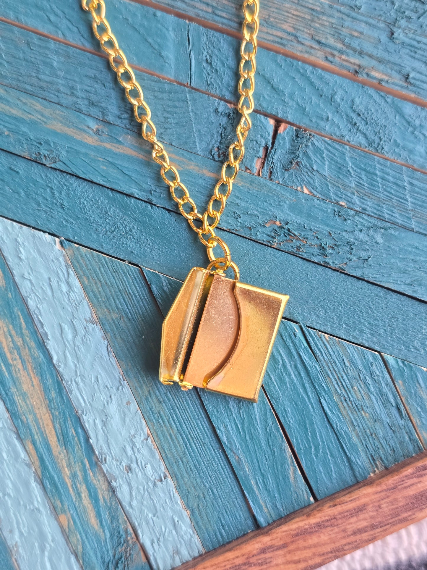 Midnight Ledger Necklace