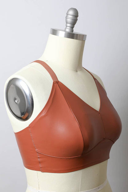 De plus, dites qu'elle n'est pas une fausse bralette [Cognac]