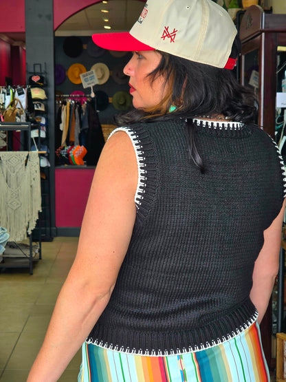 Howdy Pullover Vest