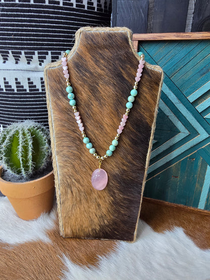 Sweetheart Mesa Necklace