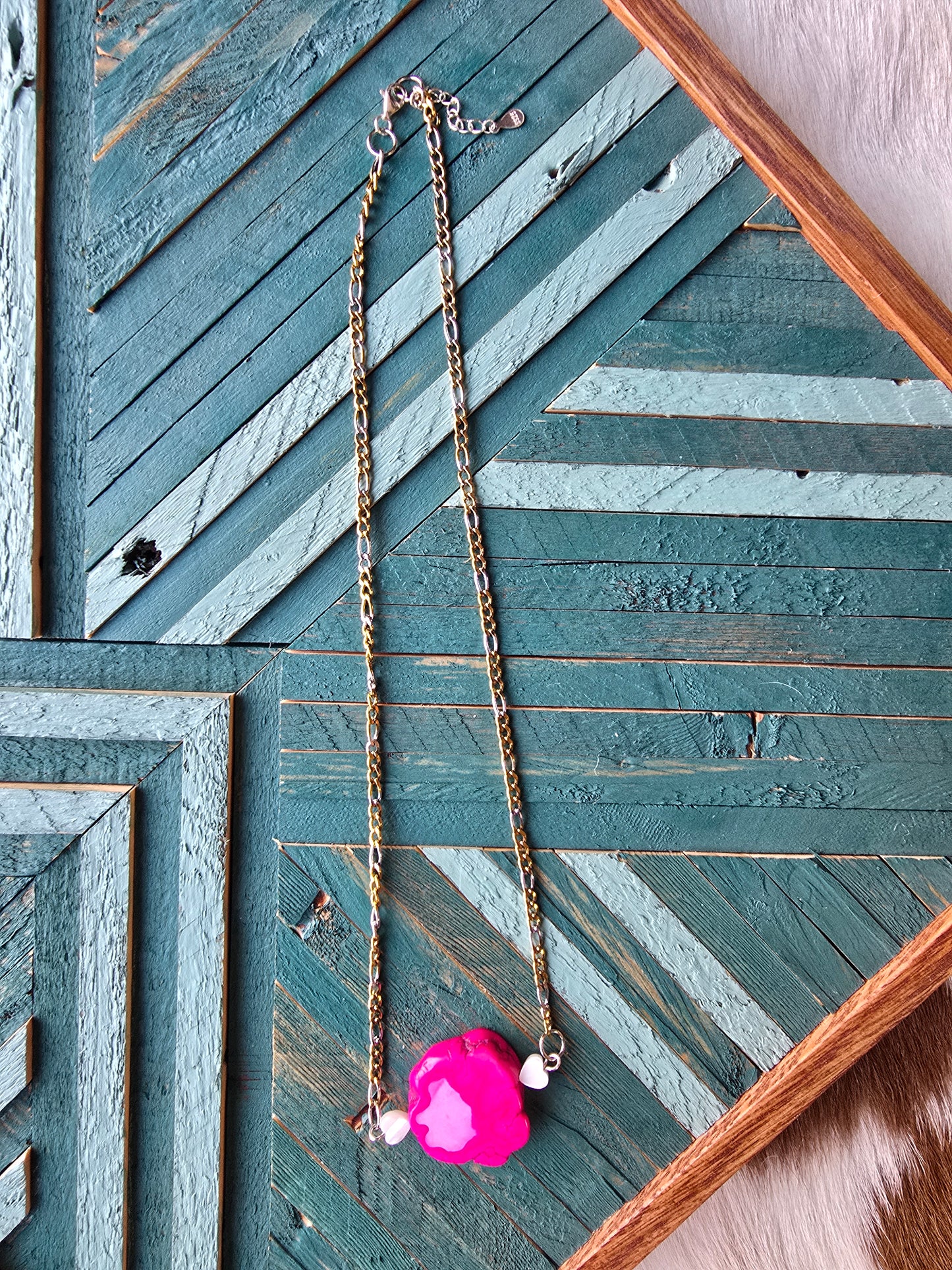 Heartbreaker Necklace [pink]