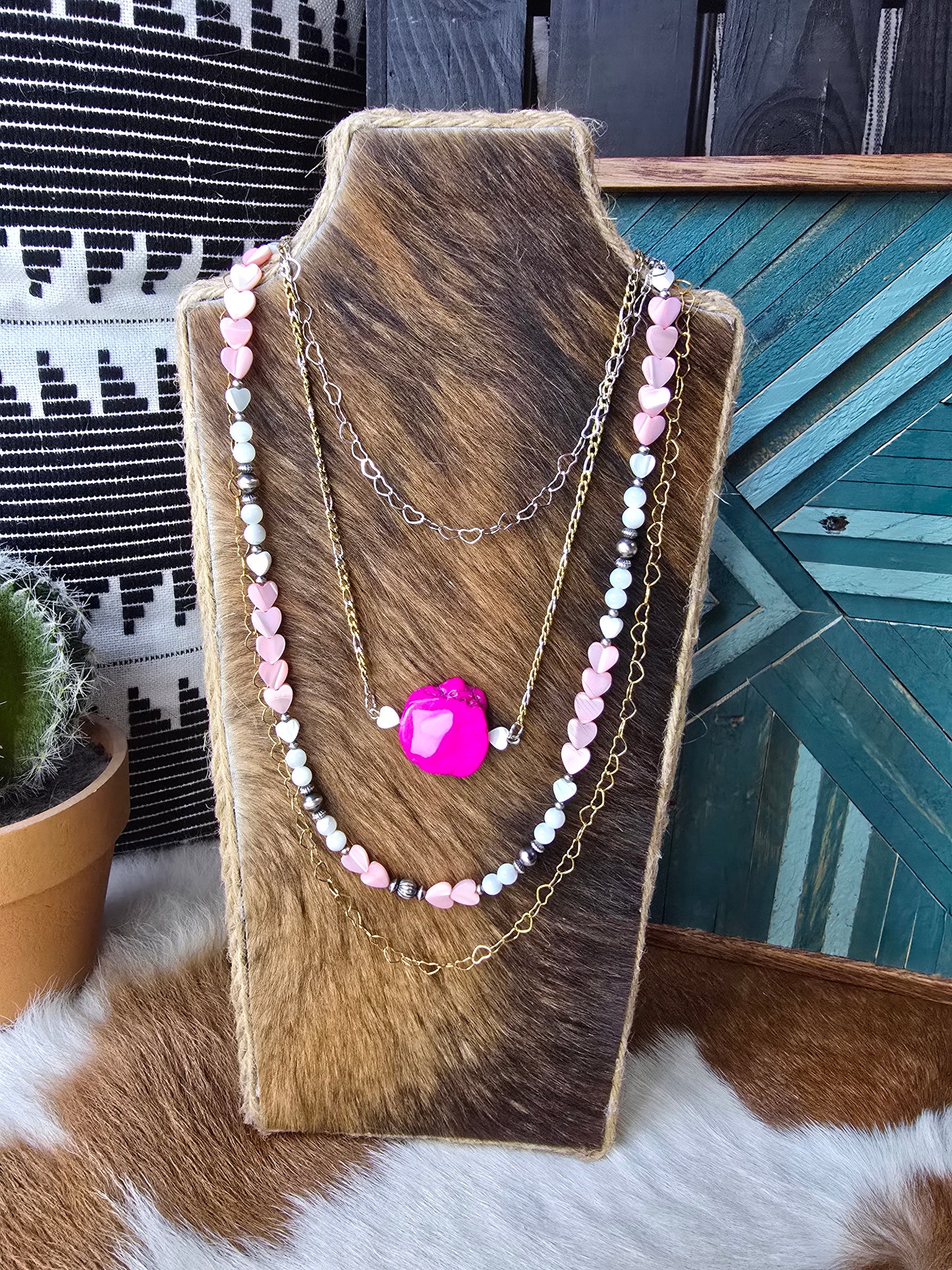 Heartbreaker Necklace [pink]