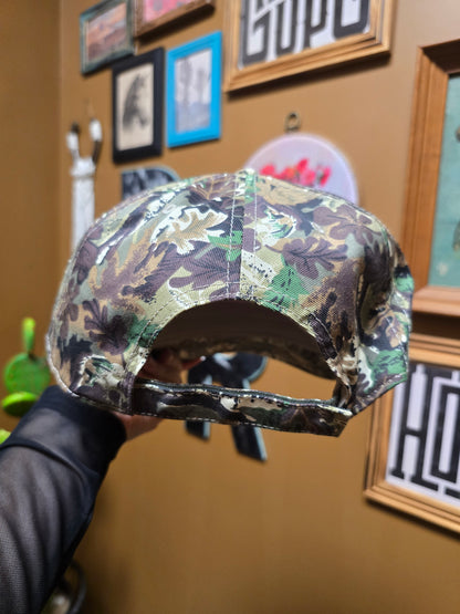 MOMMIN' Trucker Hat [camo]