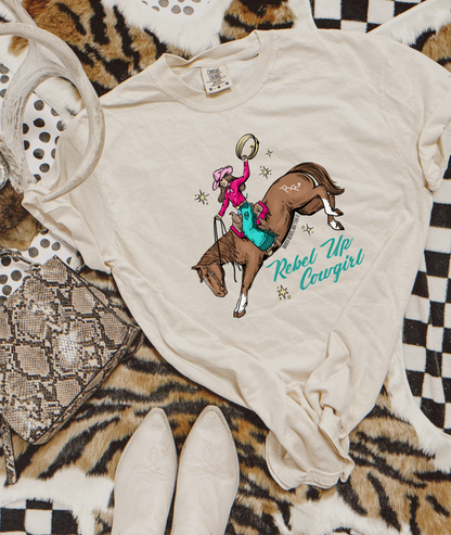 Rebel Up Cowgirl Tee [ivory]