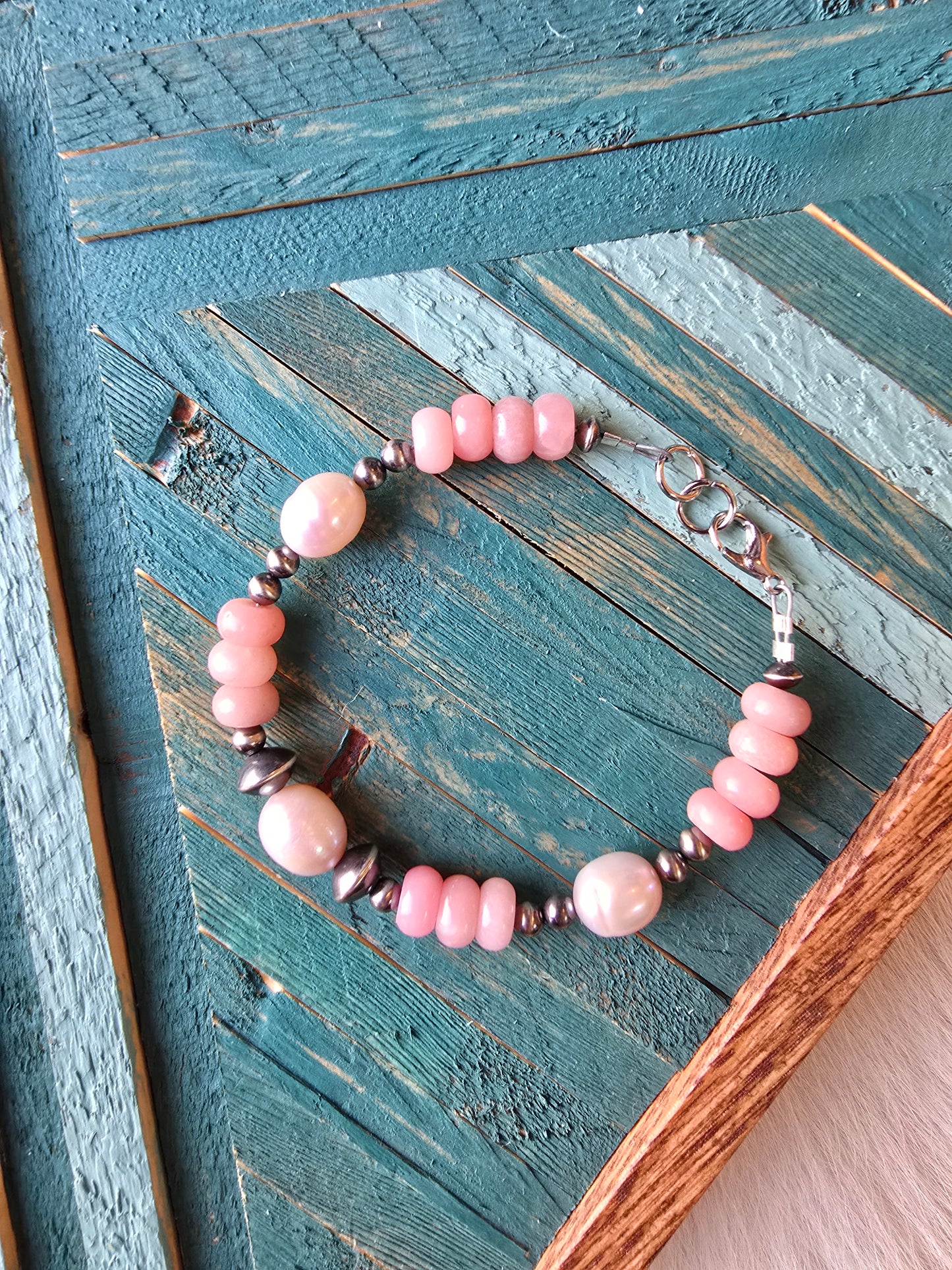 Blushing Pearl Bracelet