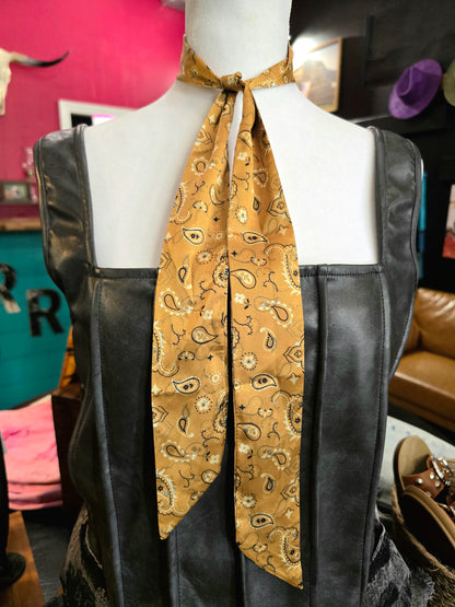 Bandana Babe Latigo [mustard]