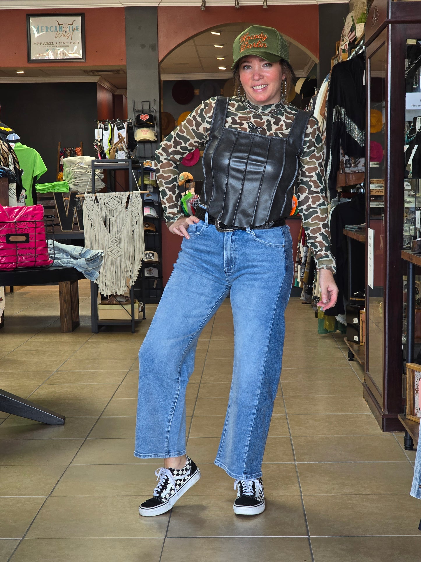 Broken Bow Barrel Jeans