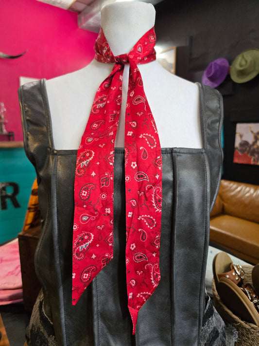 Bandana Babe Latigo [red]