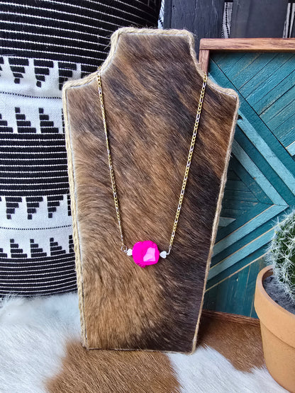 Heartbreaker Necklace [pink]